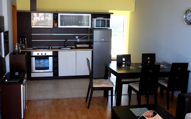     - One bedroom apartment (2ad+2ch/3ad)